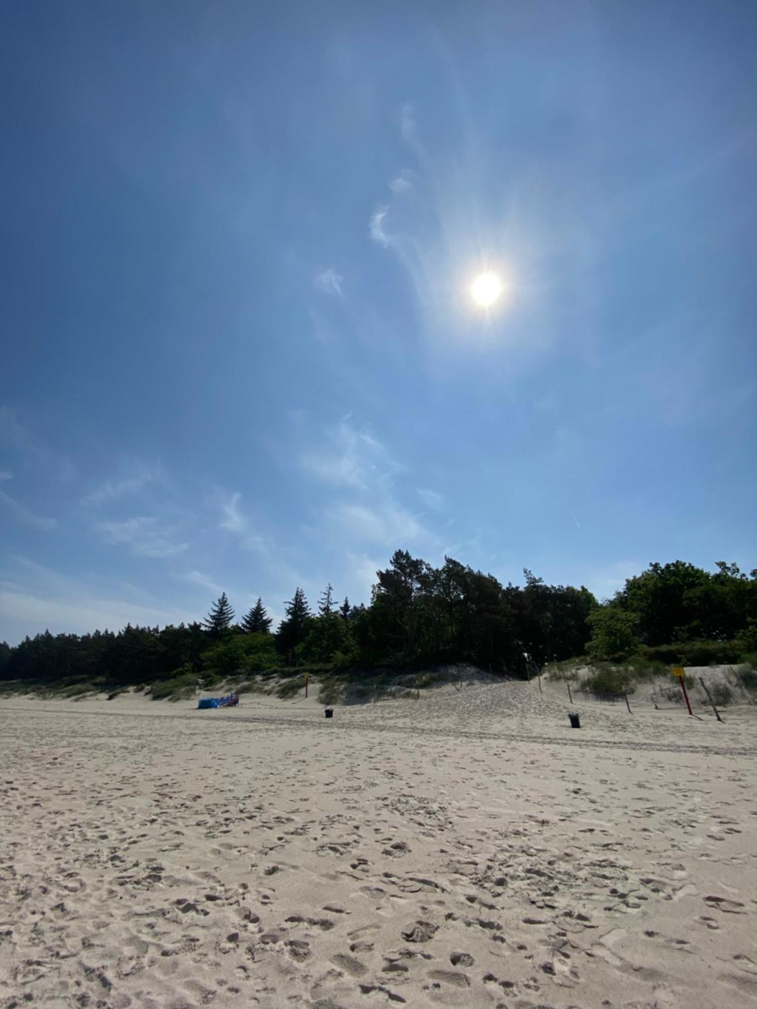 Apartamenty Przy Plazy, Ogrod - Grzybowo-Kolobrzeg - Nadmorska 26 Grzybowo  Luaran gambar