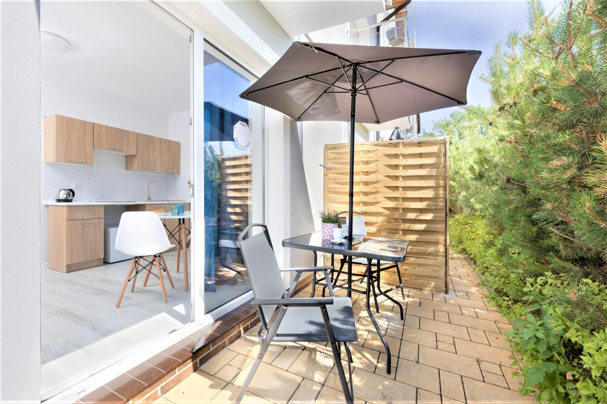 Apartamenty Przy Plazy, Ogrod - Grzybowo-Kolobrzeg - Nadmorska 26 Grzybowo  Luaran gambar